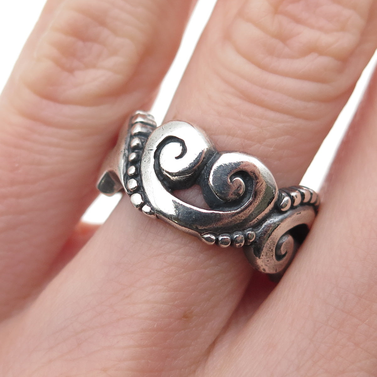 BRIGHTON 925 Sterling Silver Vintage Modernist Heart Oxidized Ring Size 6.25