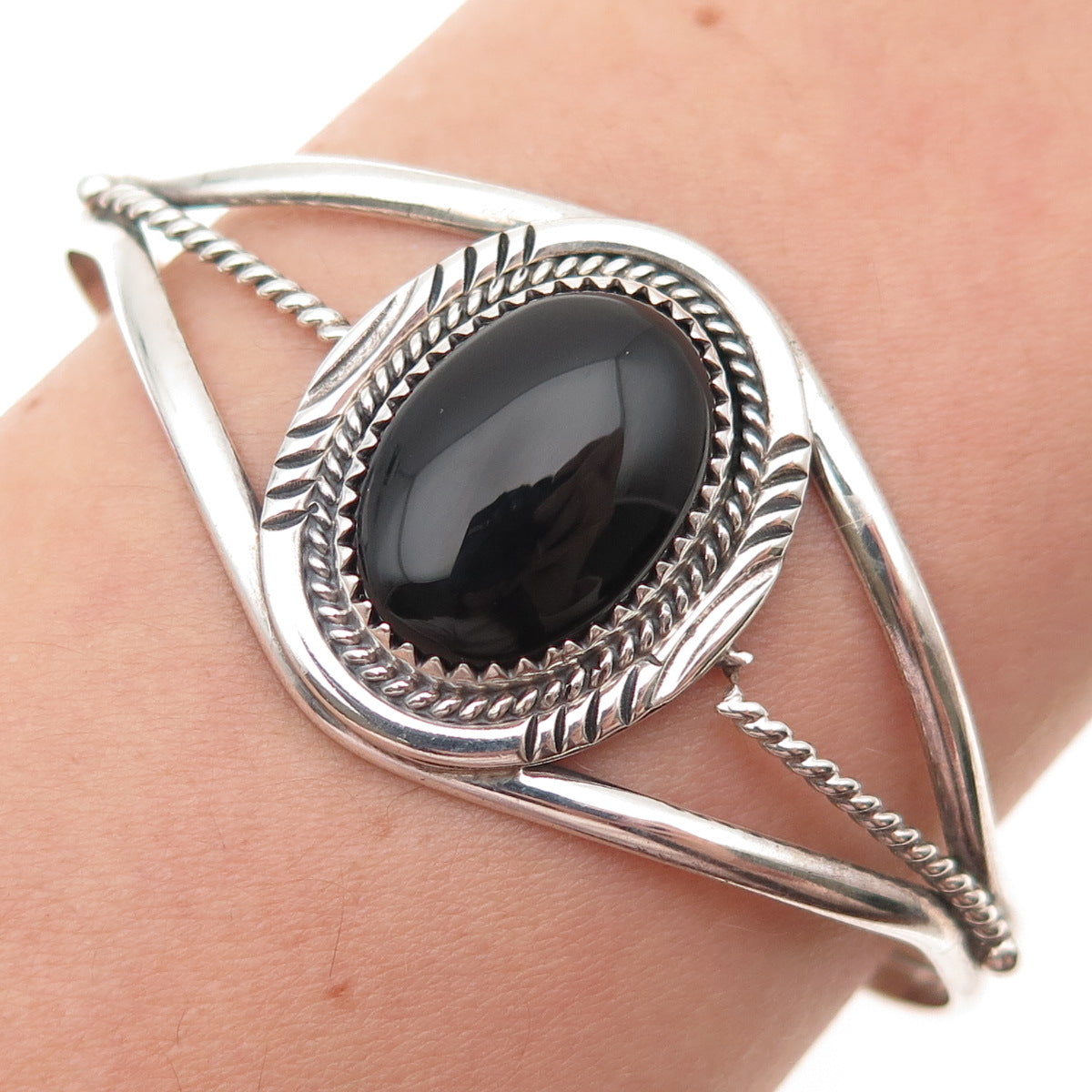 Pat Yazzie Navajo Old Pawn Sterling Silver Black Onyx Adjustable Bracelet 5.75"