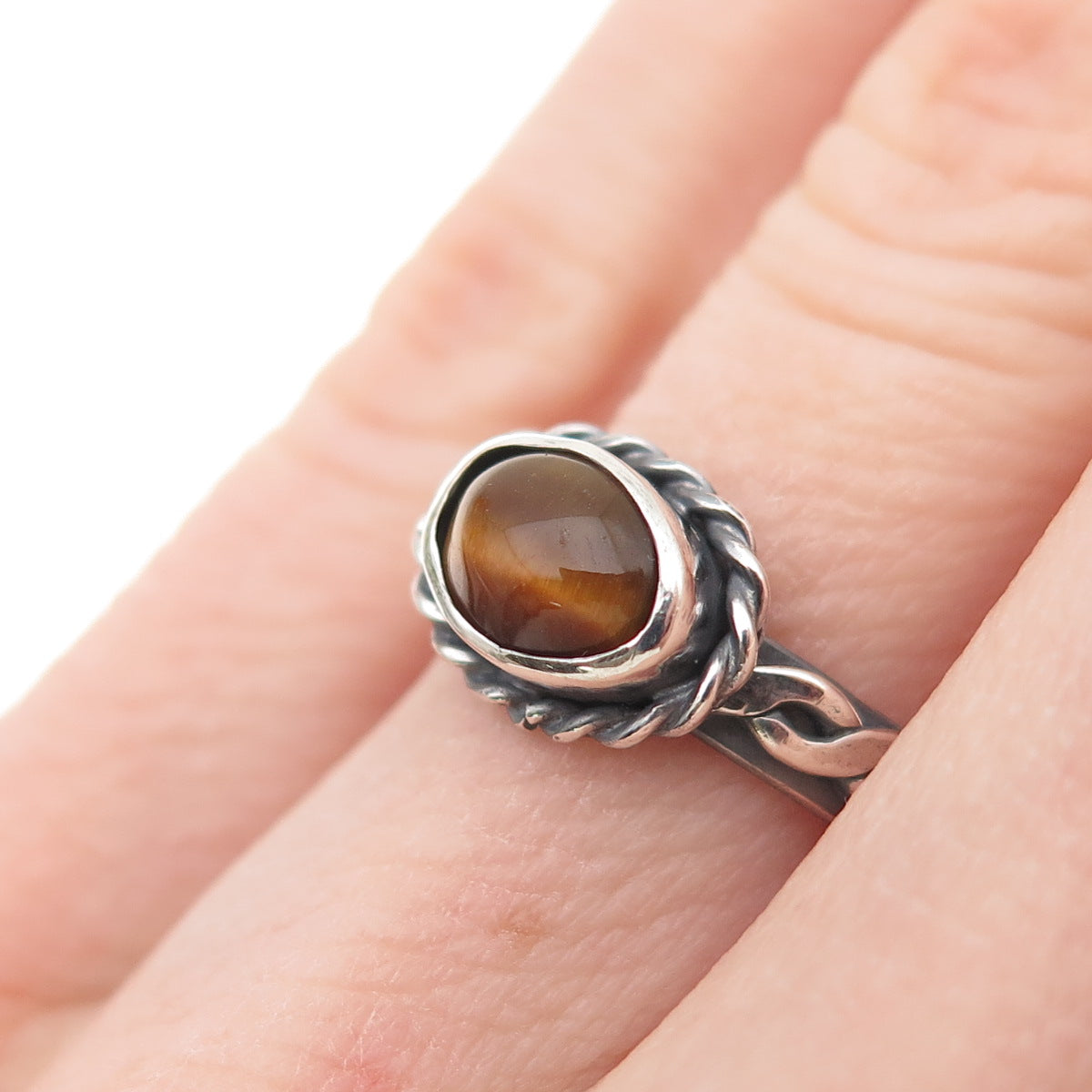 925 Sterling Silver Vintage Real Tiger Eye Woven Oxidized Ring Size 5.25
