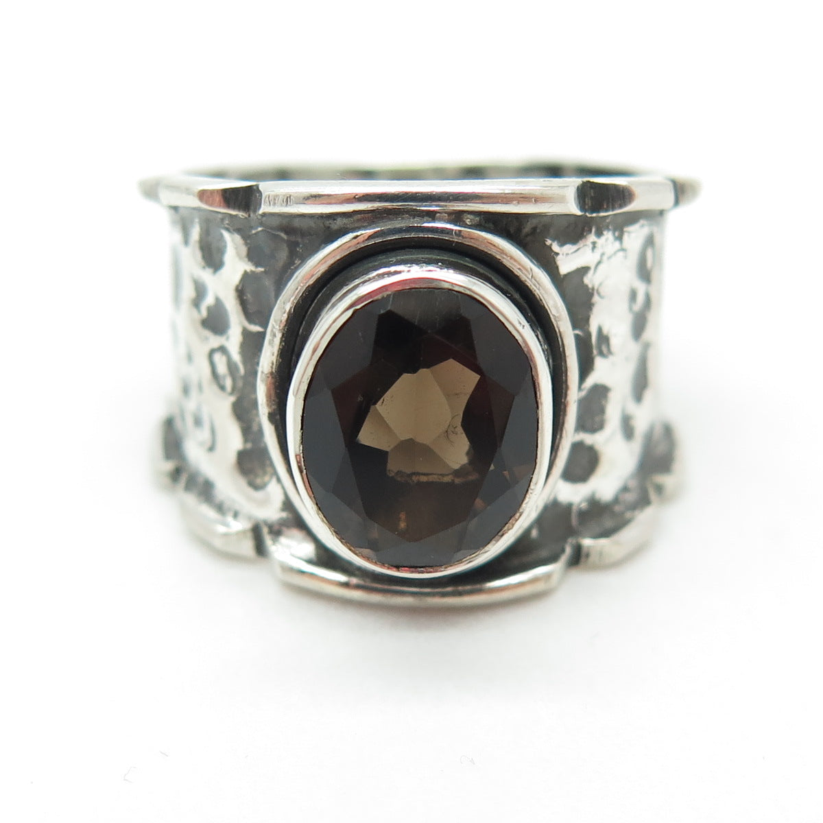 925 Sterling Silver Vintage Real Smoky Quartz Hammered Finish Ring Size 7.5