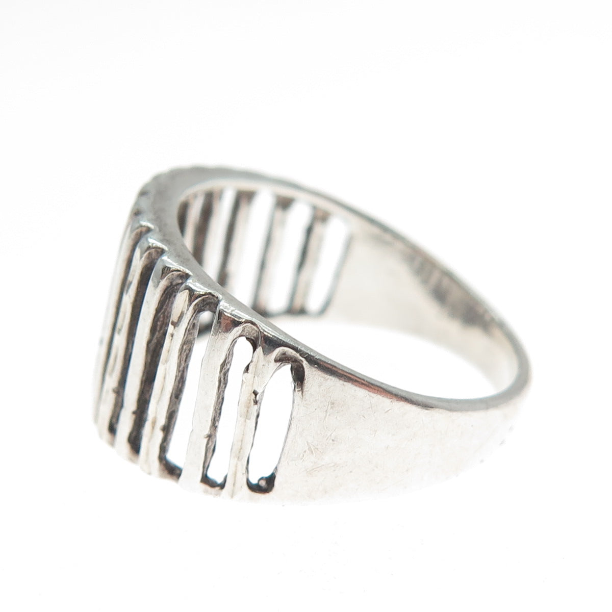 925 Sterling Silver Vintage Modernist Diamond-Cut Ribbed Ring Size 7.75