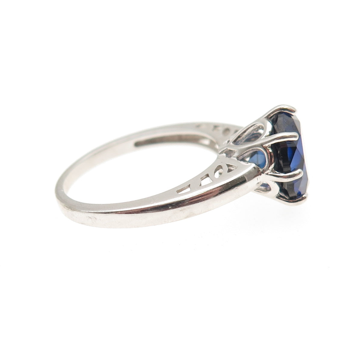 925 Sterling Silver Round-Cut Lab-Created Sapphire Ring Size 6.75