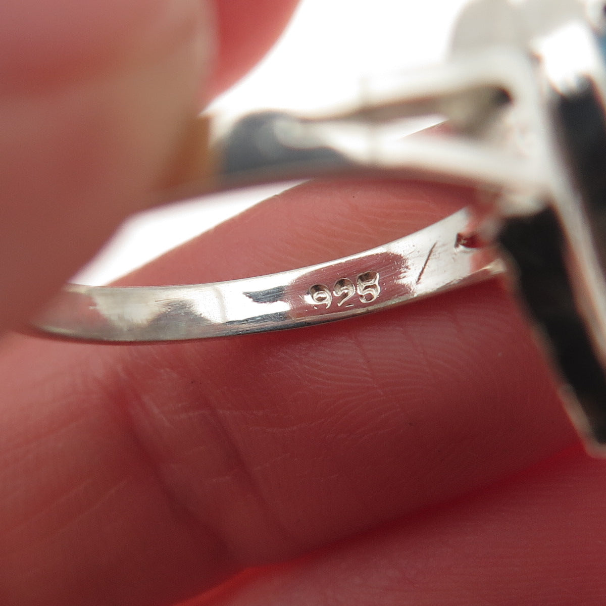 925 Sterling Silver Vintage Real Diamond Accent & Swiss Blue Topaz Ring Size 8