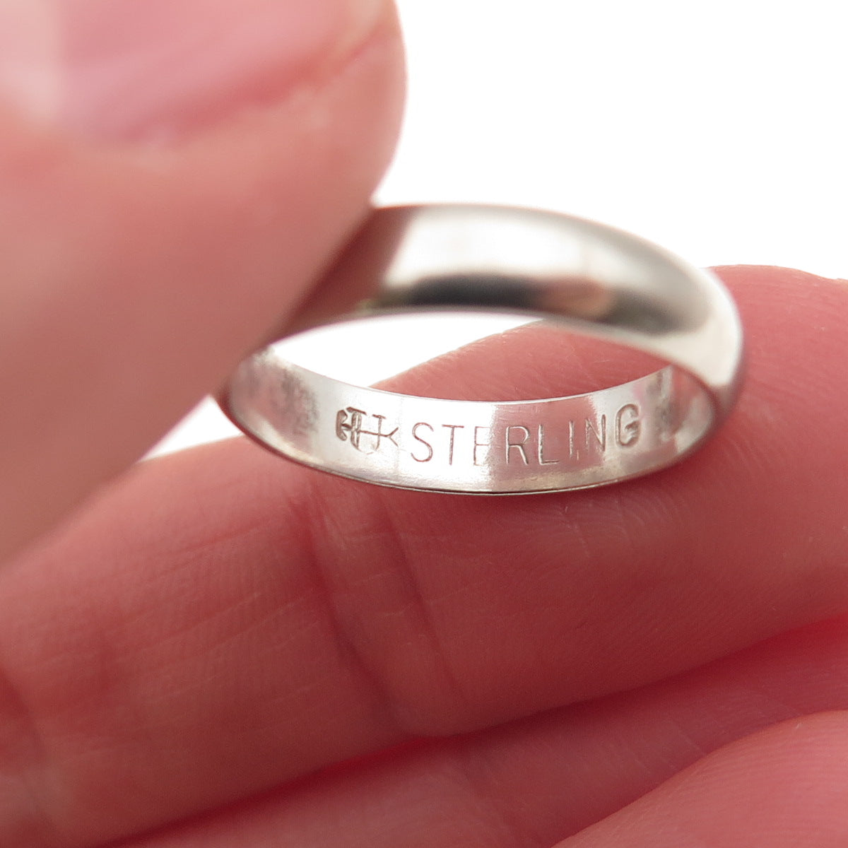 Uncas 925 Sterling Silver Vintage Classic Wedding Band Ring Size 6.25