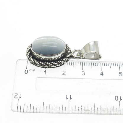 925 Sterling Silver Vintage Mexico Fiber Optic Cat's Eye Twisted Oval Pendant