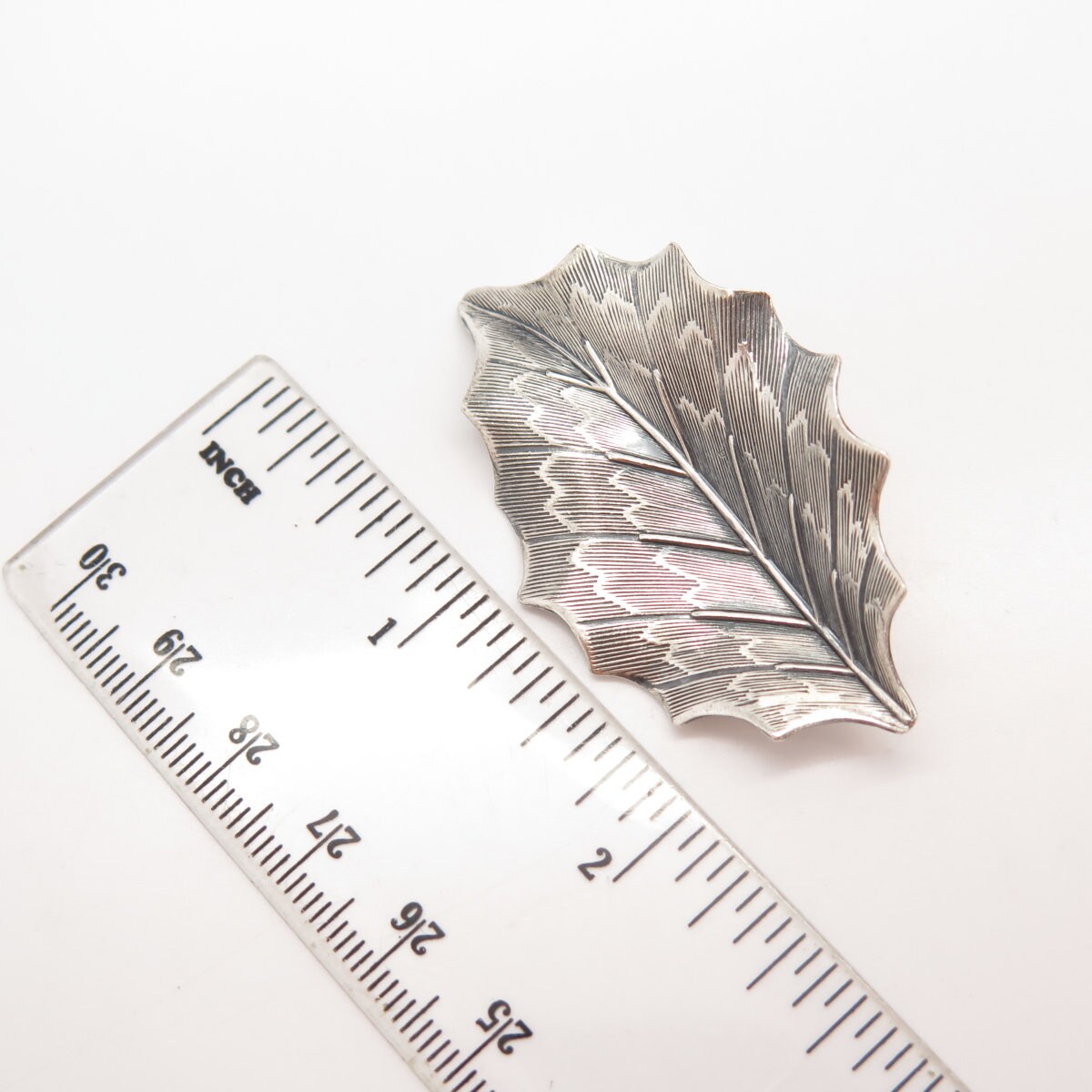 925 Sterling Silver Vintage BEAU Striped Leaf Pin Brooch