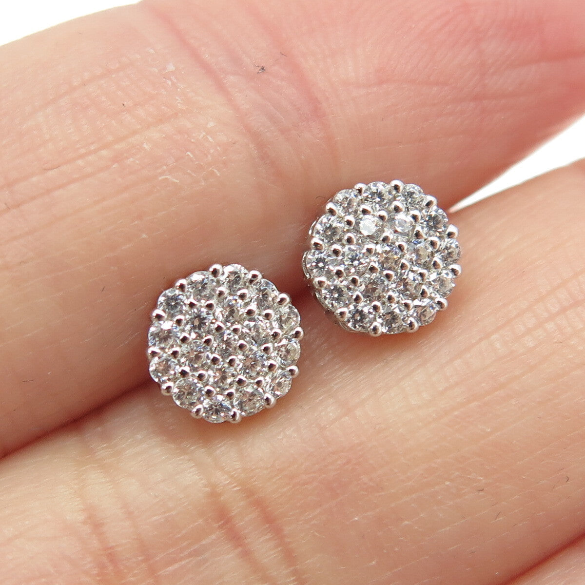 925 Sterling Silver Round-Cut C Z Sparkling Stud Earrings