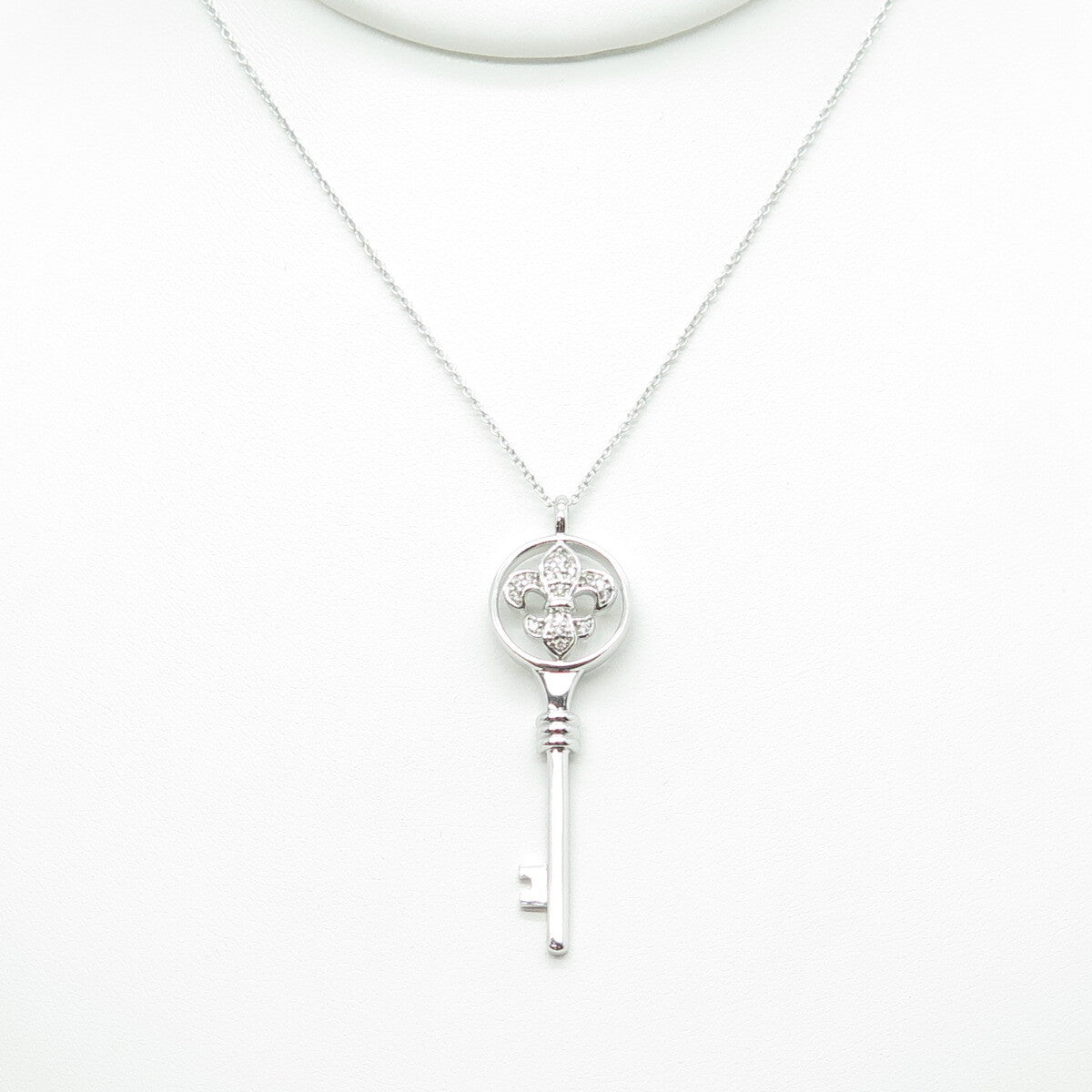 925 Sterling Silver Round-Cut C Z Fleur de Lis Key Cable Chain Necklace 16-18"
