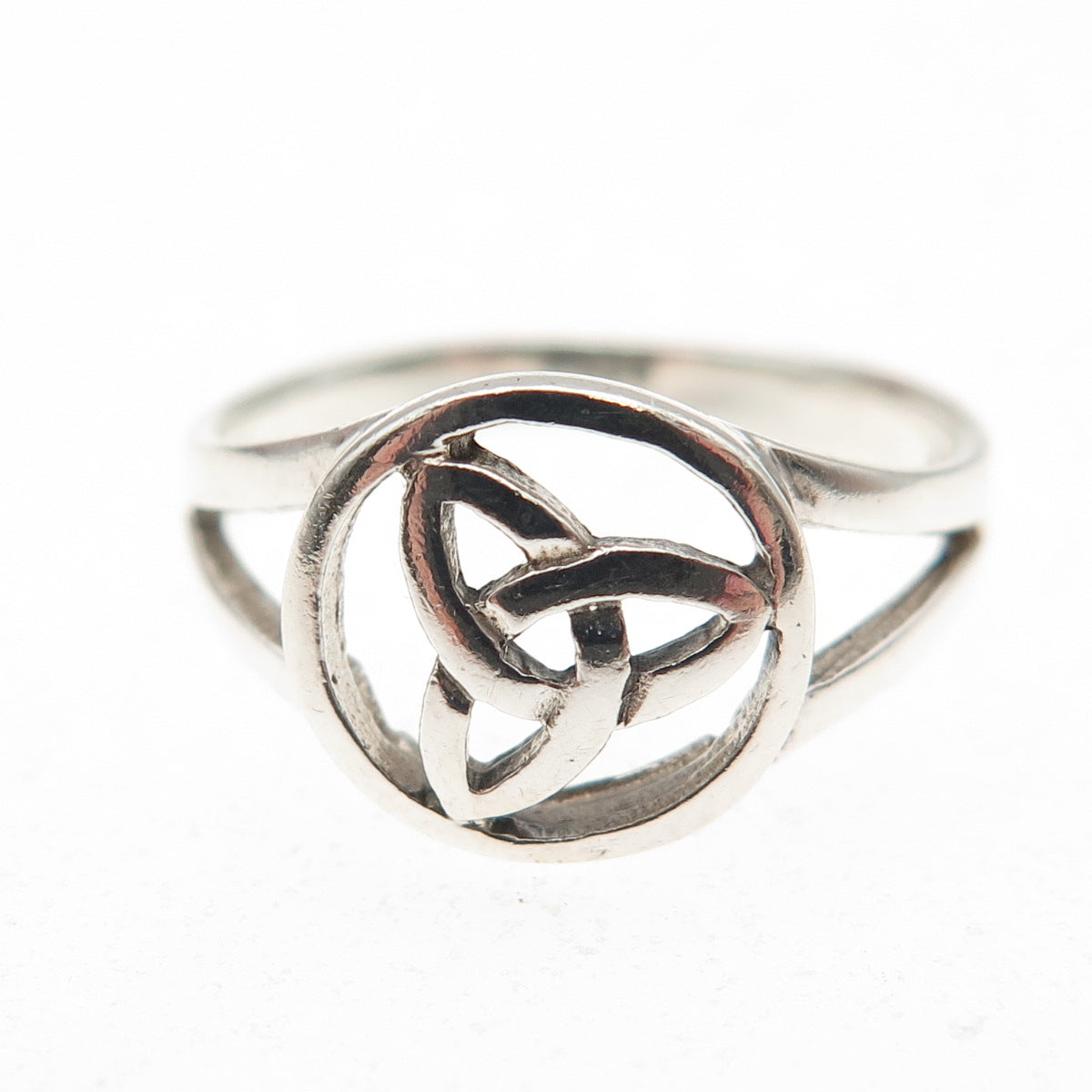 925 Sterling Silver Vintage Celtic Trinity Ring Size 6.25