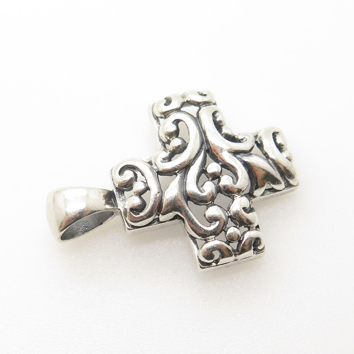 925 Sterling Silver Vintage Ornate Heart Cross Pendant