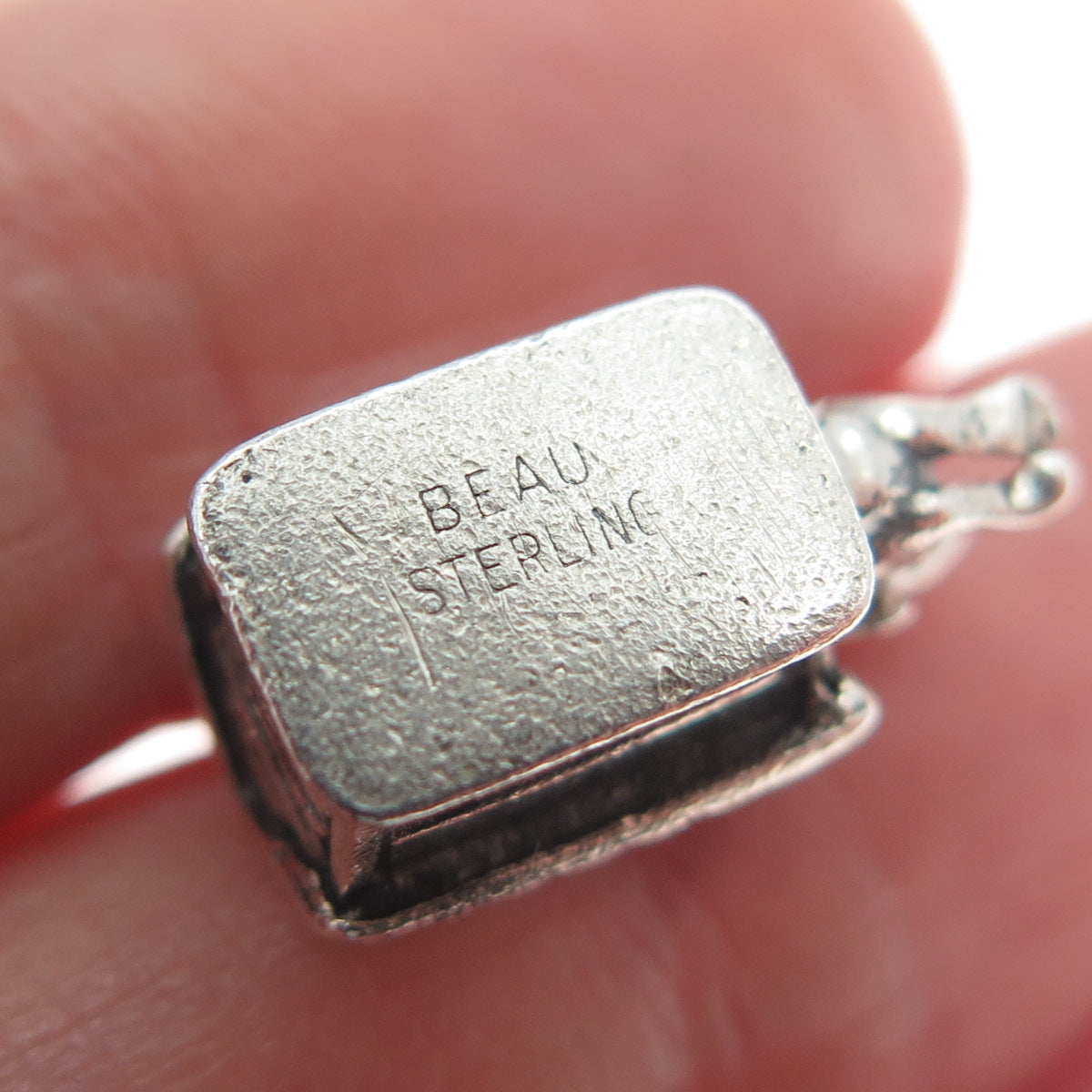 BEAU 925 Sterling Silver Vintage Dog House Minimalist 3D Charm Pendant