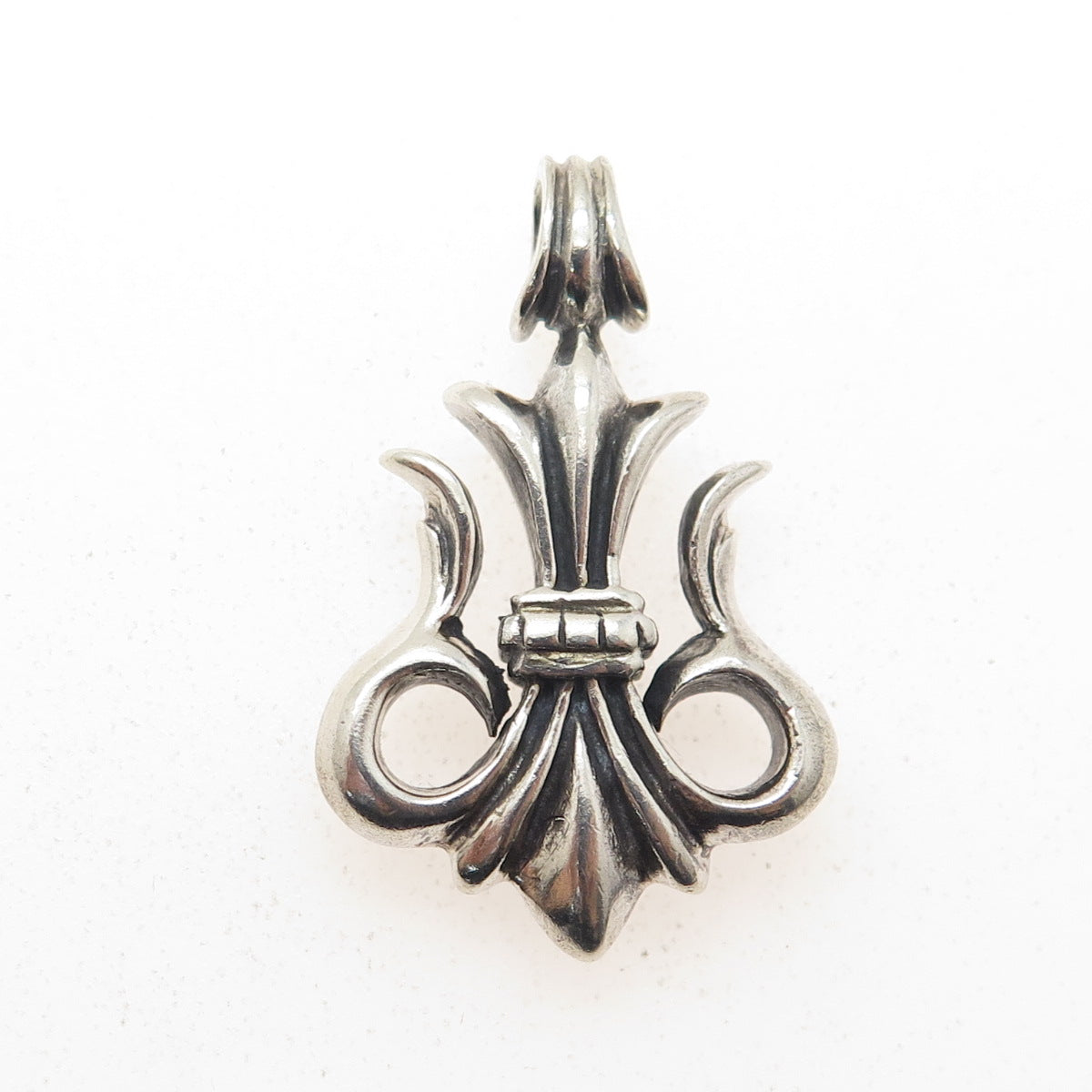 925 Sterling Silver Vintage Fleur-de-Lis Pendant