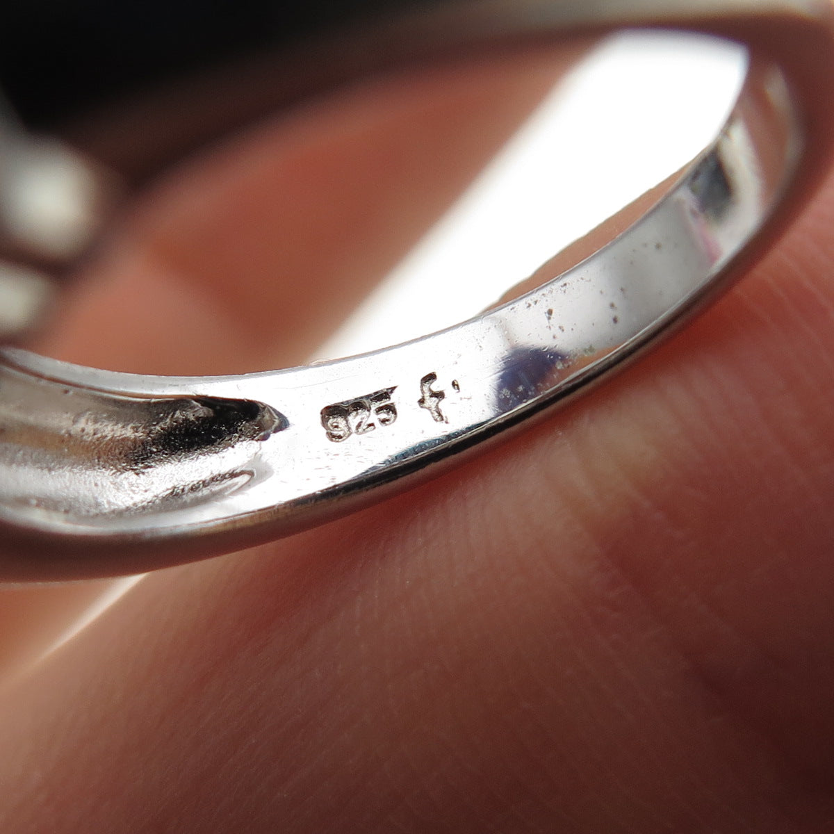 925 Sterling Silver Round-Cut C Z Engagement Ring Size 6