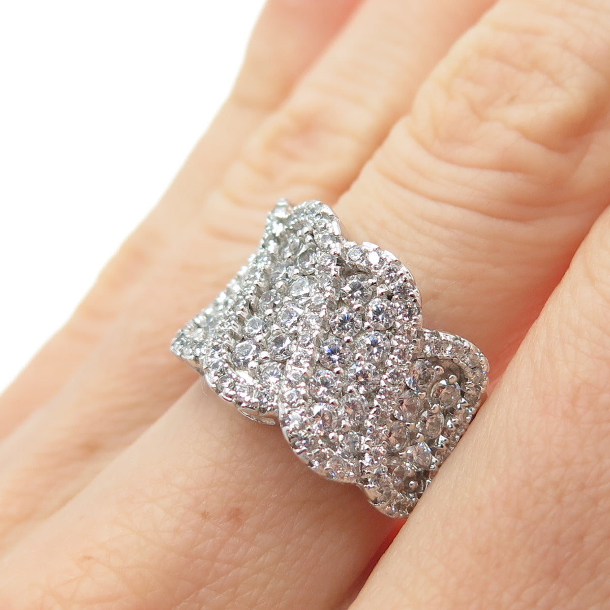 925 Sterling Silver Round-Cut C Z Sparkle Ring Size 6.75