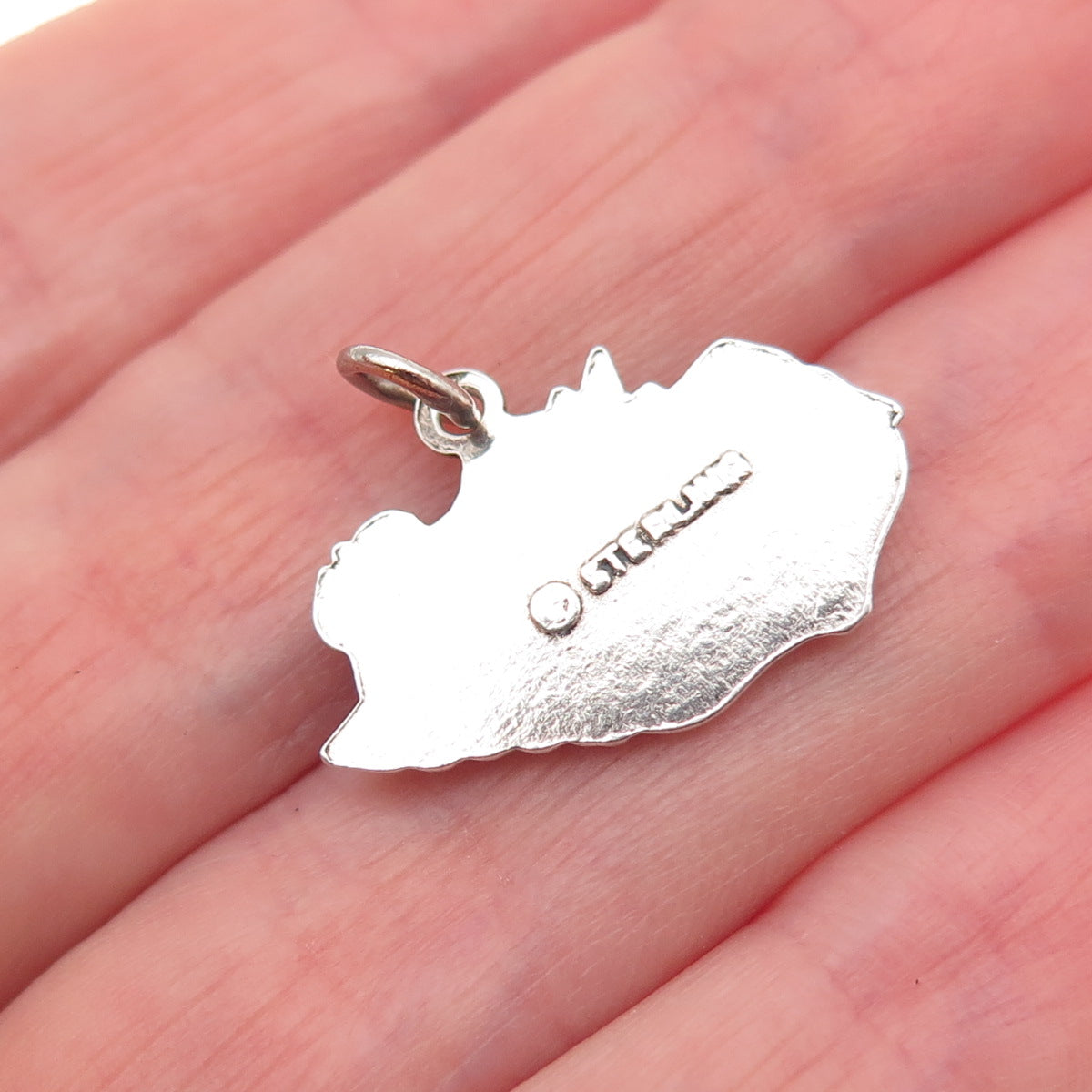 FRENCH & FRANKLIN 925 Sterling Silver Vintage Tennessee Map Mini Charm Pendant