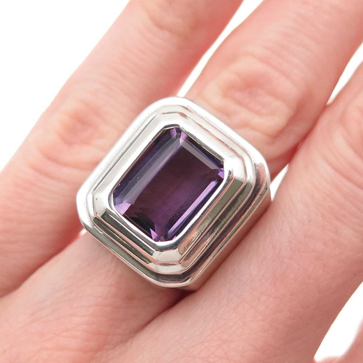 Chateau D’Argent Sterling Silver Vintage Real Amethyst Oxidized Ring Size 6.25