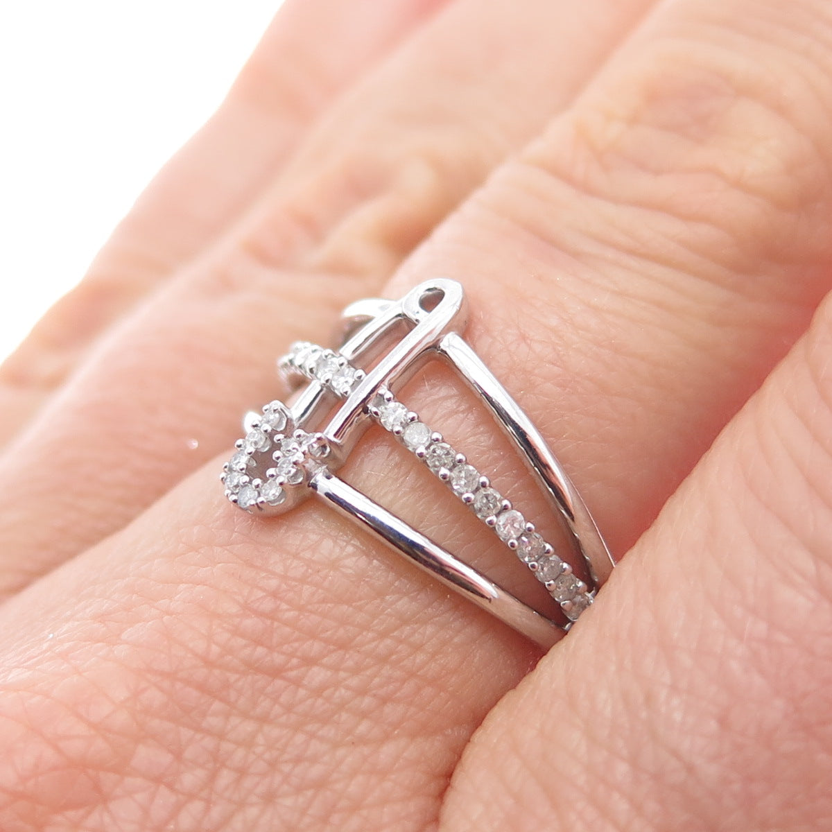 925 Sterling Silver Real Round-Cut Diamond Safety Pin 3-Row Ring Size 7