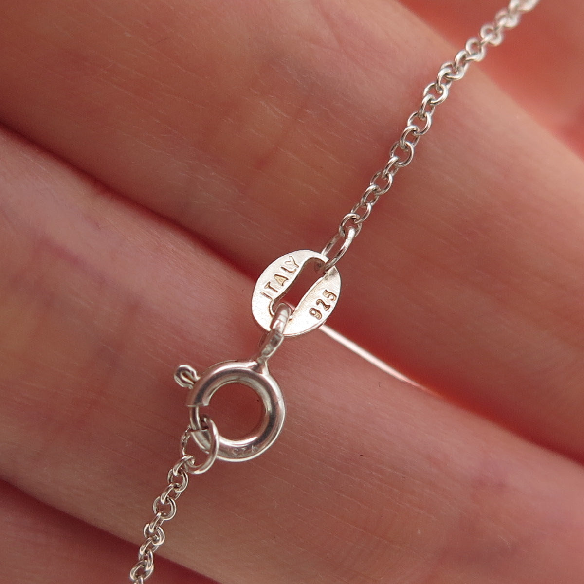925 Sterling Silver Round-Cut C Z Club Key Cable Chain Necklace 18"