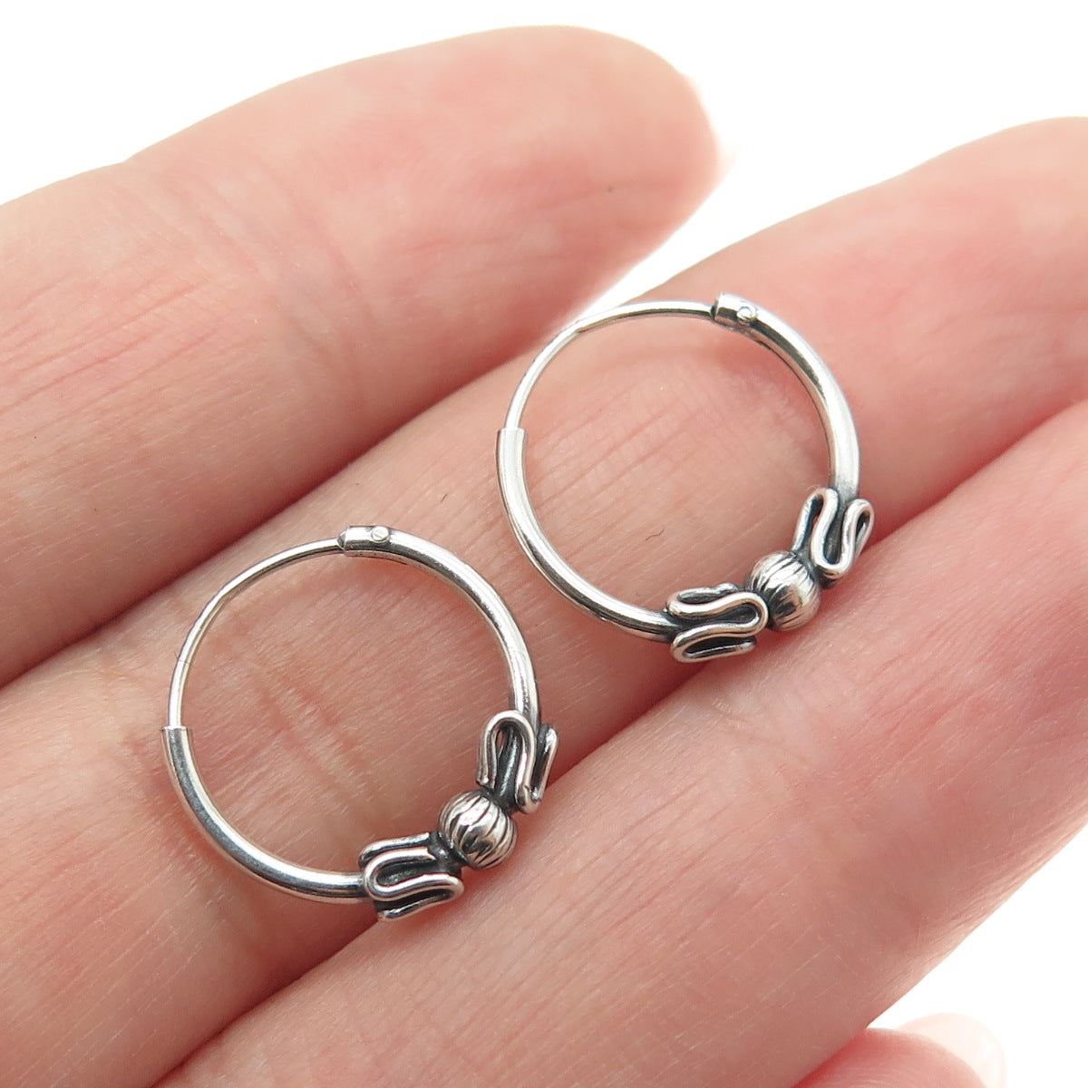 925 Sterling Silver Ball Swirl Hoop Earrings