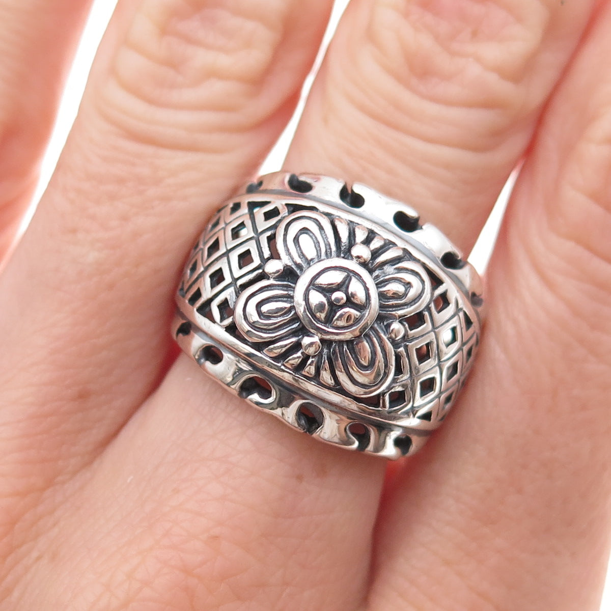 925 Sterling Silver Vintage Butterfly Oxidized Ring Size 8