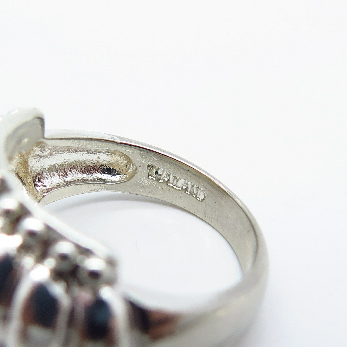 925 Sterling Silver Ribbed Beaded Ring Size 7.25