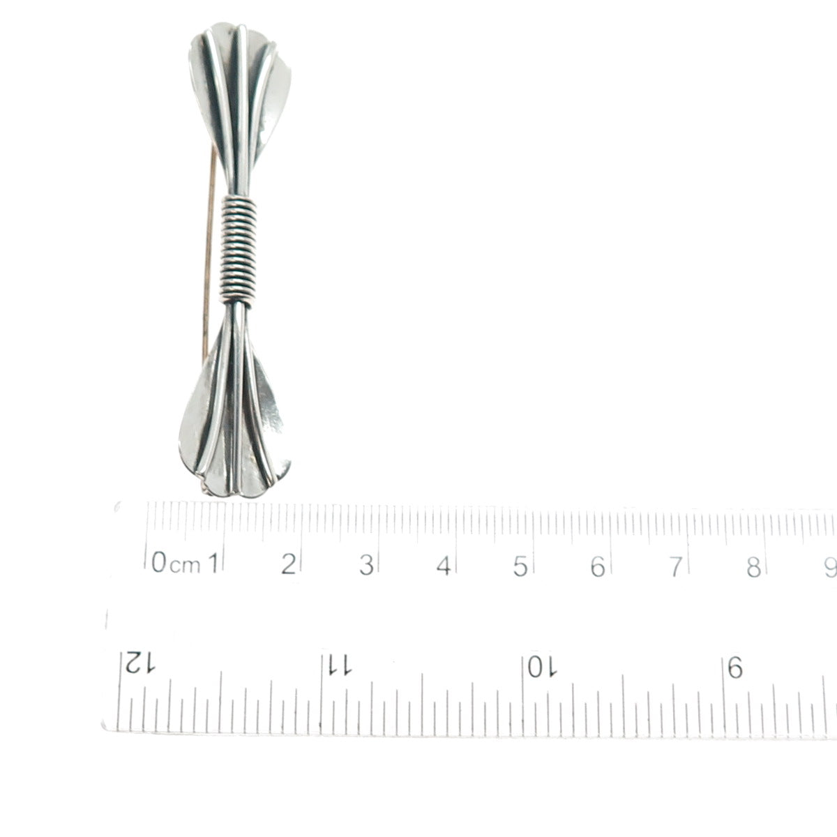 835 Silver Vintage European Modernist Floral Bow Oxidized Pin Brooch