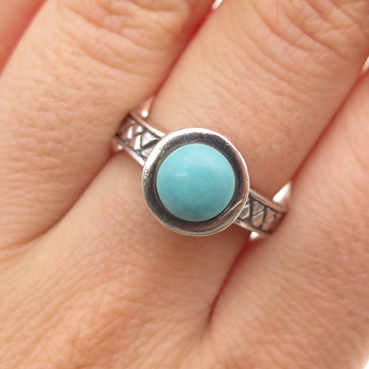925 Sterling Silver Vintage Real Round-Cut Turquoise Oxidized Ring Size 6.75