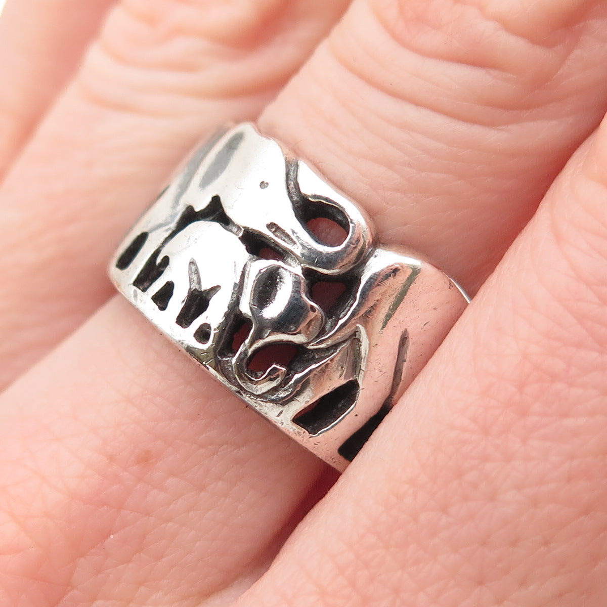 925 Sterling Silver Vintage Elephant Family Oxidized Ring Size 7