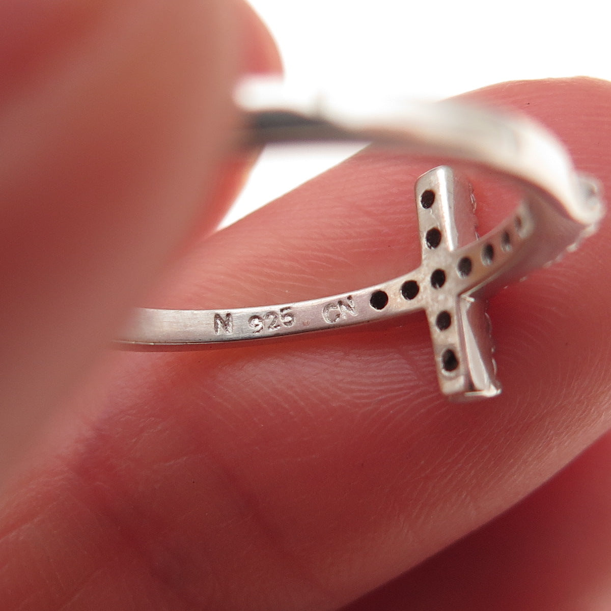 925 Sterling Silver Round-Cut C Z Cross Ring Size 7.25