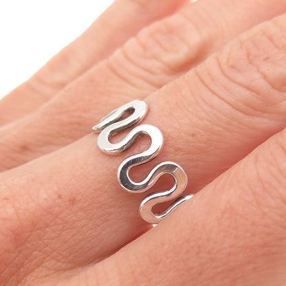 925 Sterling Silver Vintage Zig Zag Oxidized Ring Size 7.25