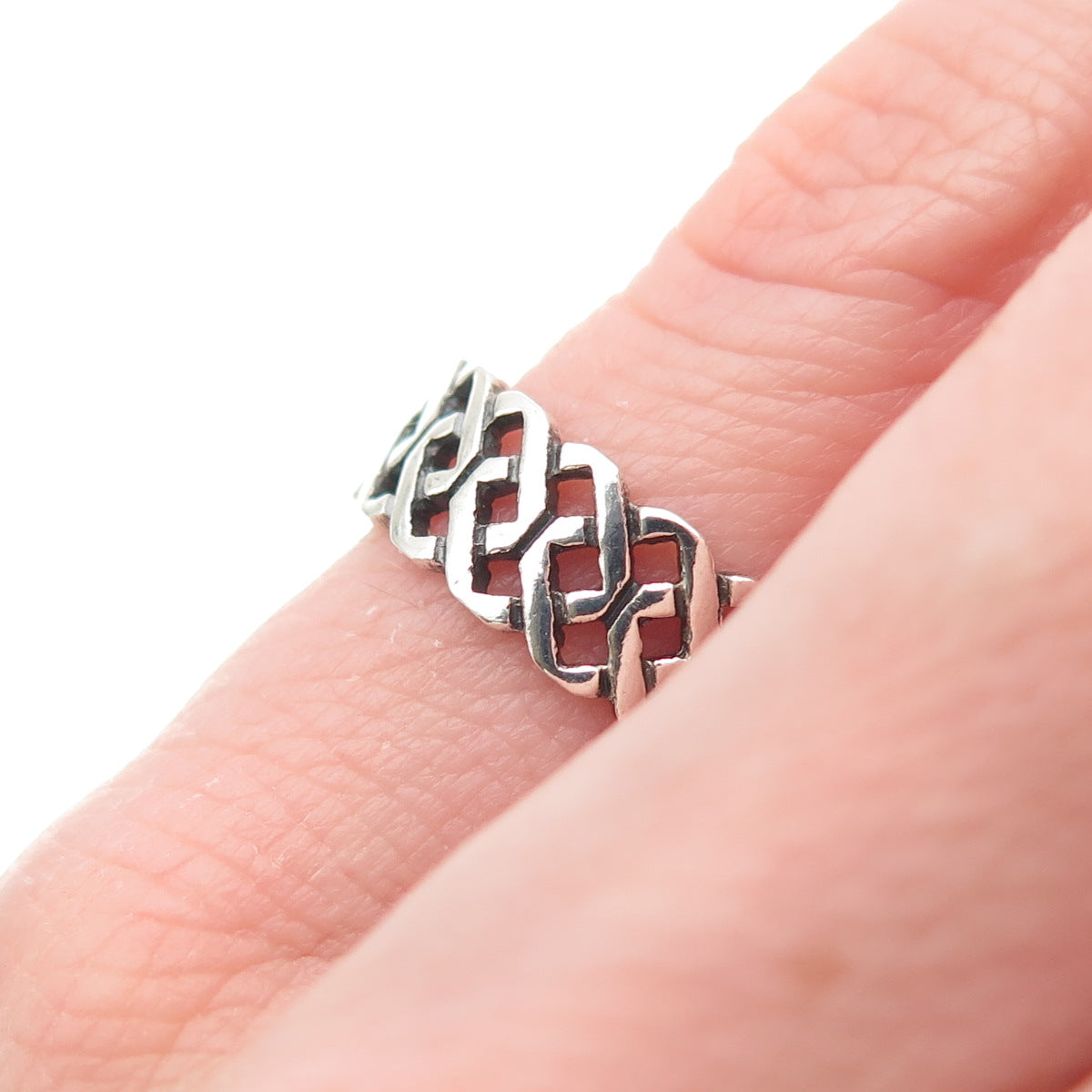 925 Sterling Silver Vintage Celtic Oxidized Band Ring Size 5