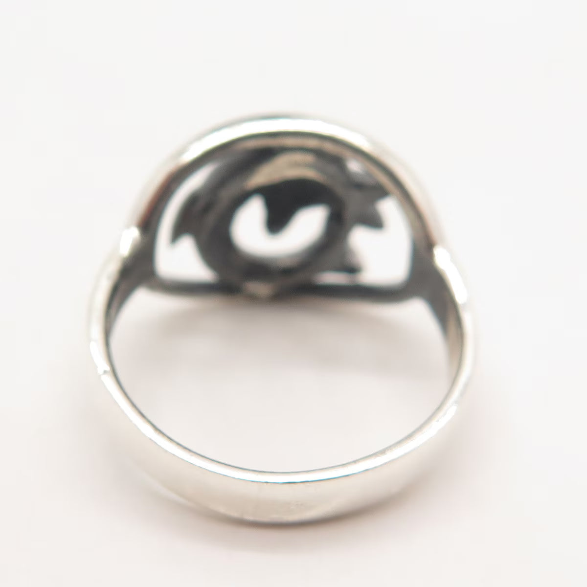 925 Sterling Silver Vintage Friendly Dolphin Ring Size 8