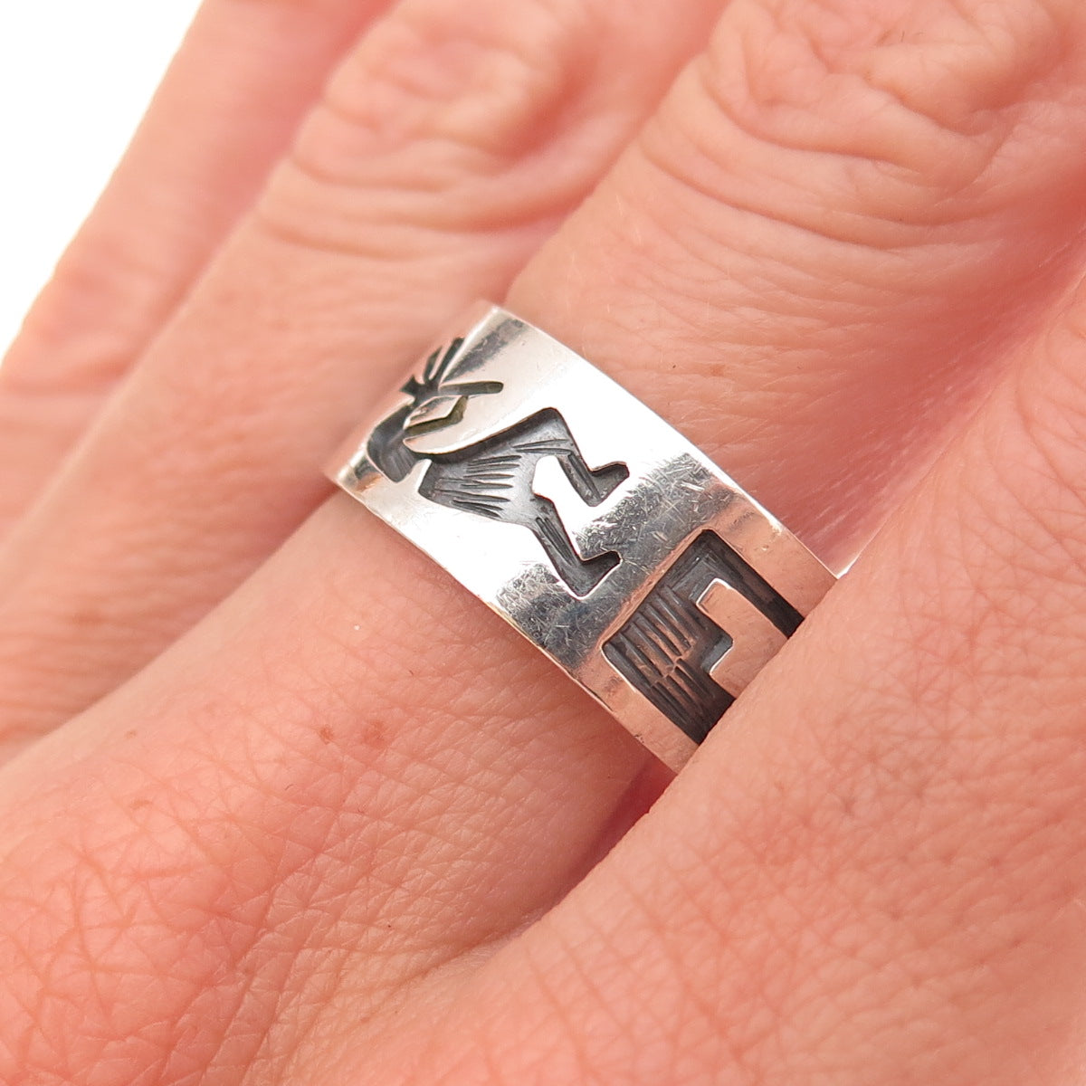 Gene Pooyouma Old Pawn 925 Sterling Silver Vintage Kokopelli Ring Size 11.75