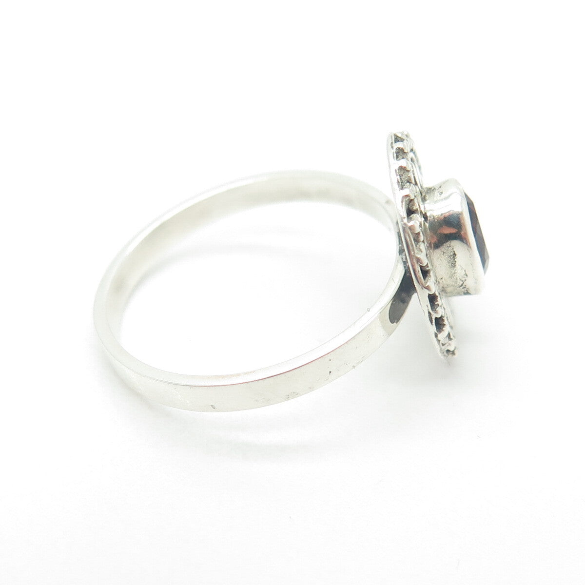 925 Sterling Silver Vintage Real Oval-Cut Red Garnet Dotted Ring Size 7.75