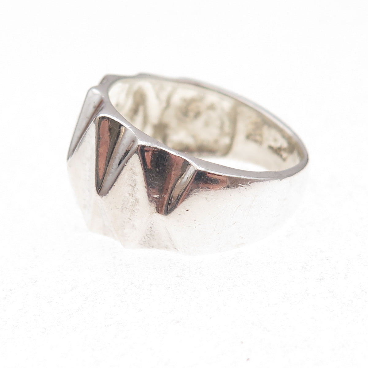 925 Sterling Silver Vintage Modernist Diamond-Shape Oxidized Ring Size 9