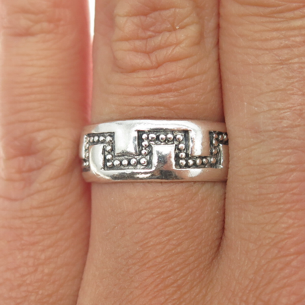 925 Sterling Silver Vintage Granulated Maze Band Ring Size 7.5