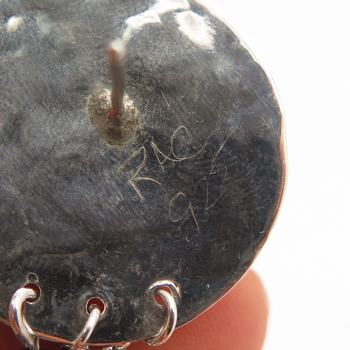 925 Sterling Silver Vintage Hematite Gem Box Chain Hammered Round Earrings
