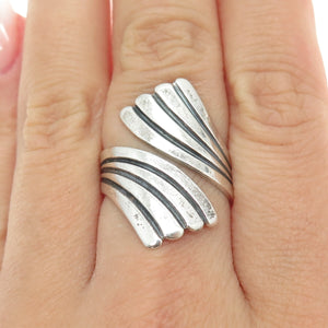 925 Sterling Silver Vintage Striped Overlap Ring Size 7.75