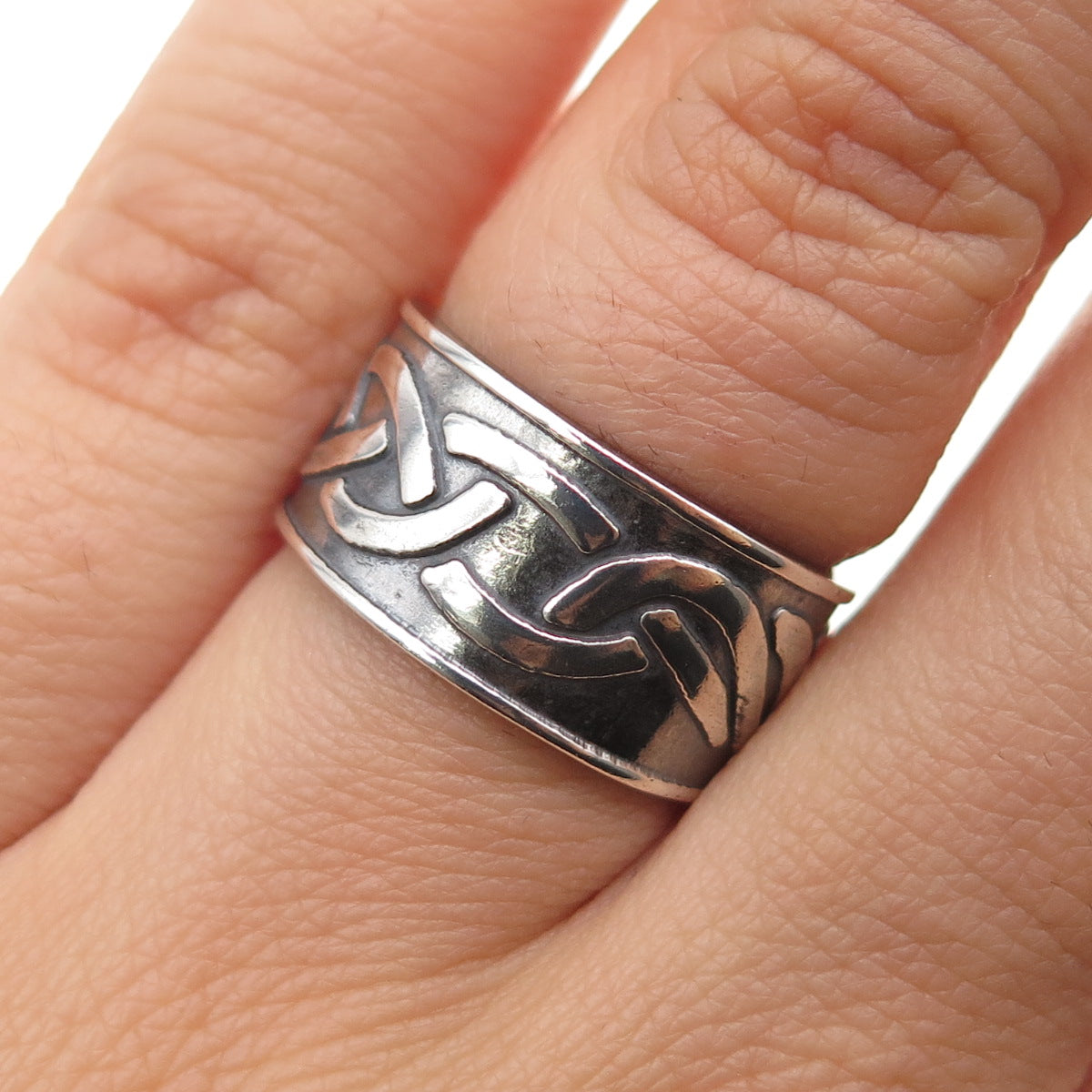 925 Sterling Silver Vintage Celtic Knot Oxidized Band Ring Size 6.5