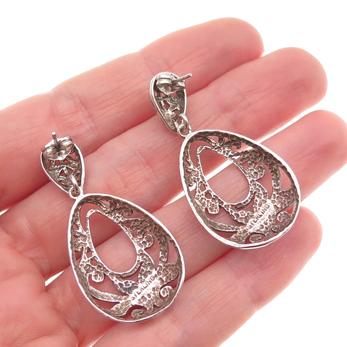 925 Sterling Silver Vintage Modernist Floral Teardrop Dangle Earrings