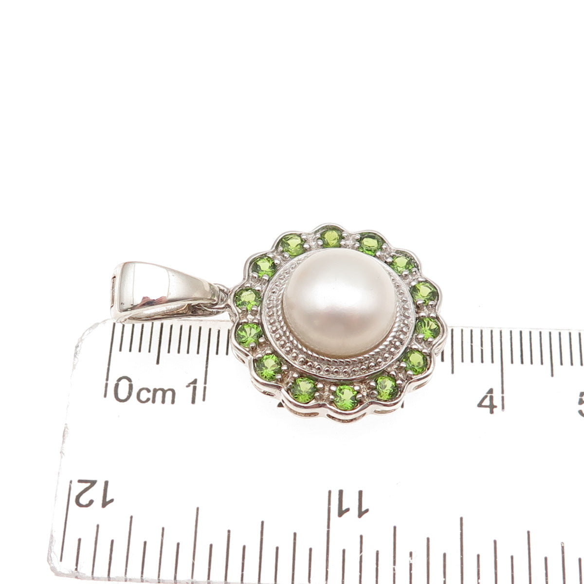 925 Sterling Silver Real Pearl & Round-Cut Peridot Charm Pendant