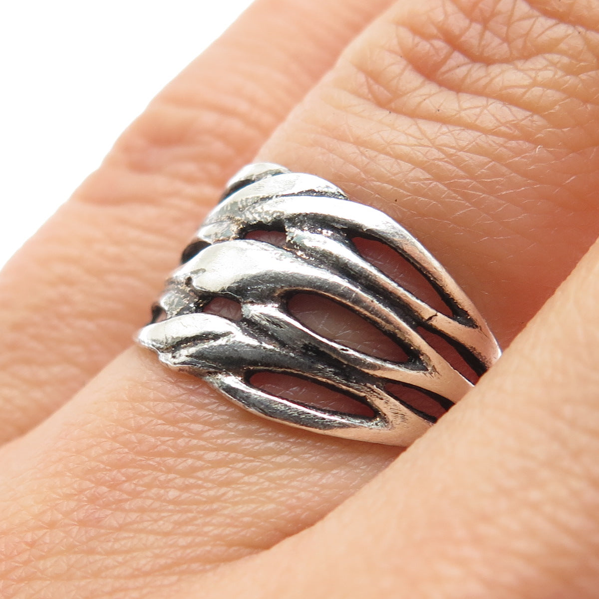 925 Sterling Silver Vintage Modernist Twisted Wavy Oxidized Ring Size 6.25