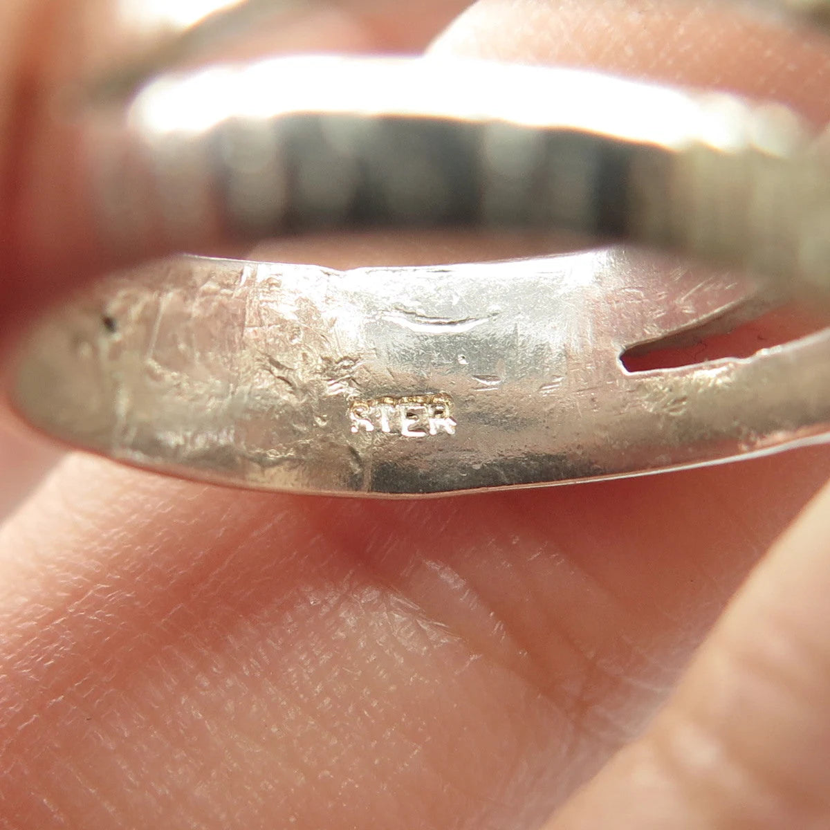 925 Sterling Silver Vintage Real Shell Modernist Ring Size 6.75