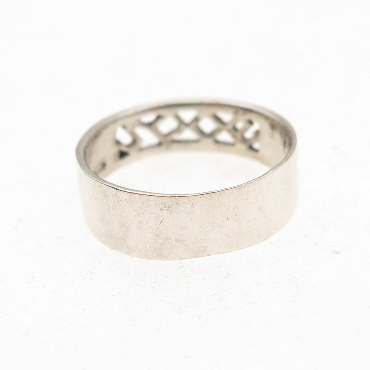 925 Sterling Silver Vintage 2006 Oxidized Band Ring Size 7.25