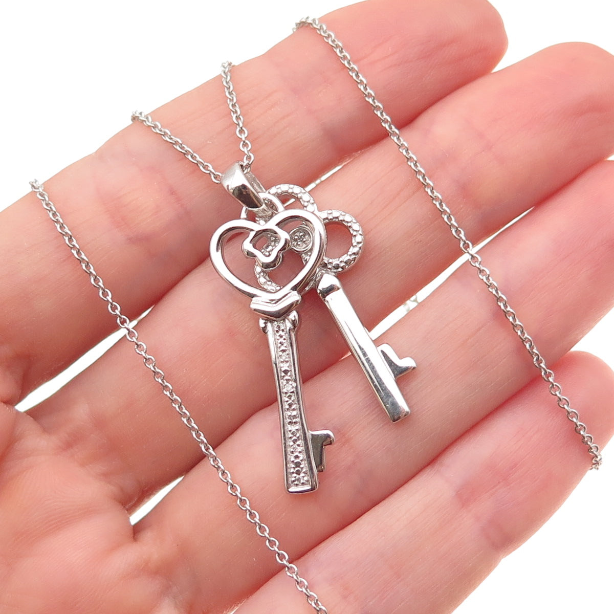 925 Sterling Silver Real Diamond Heart & Club Key Cable Chain Necklace 18"