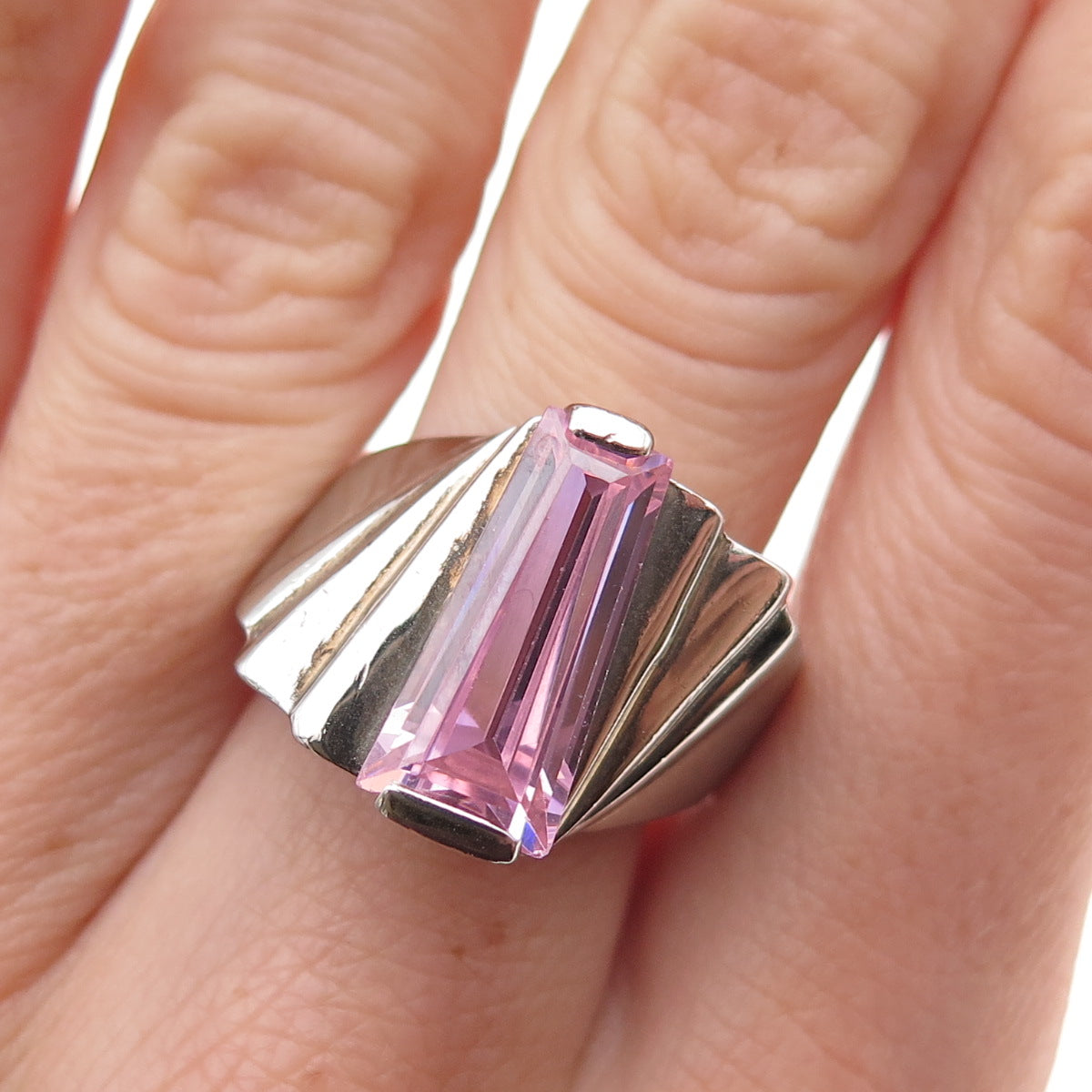 925 Sterling Silver Vintage Pink C Z Modernist Oxidized Ring Size 7
