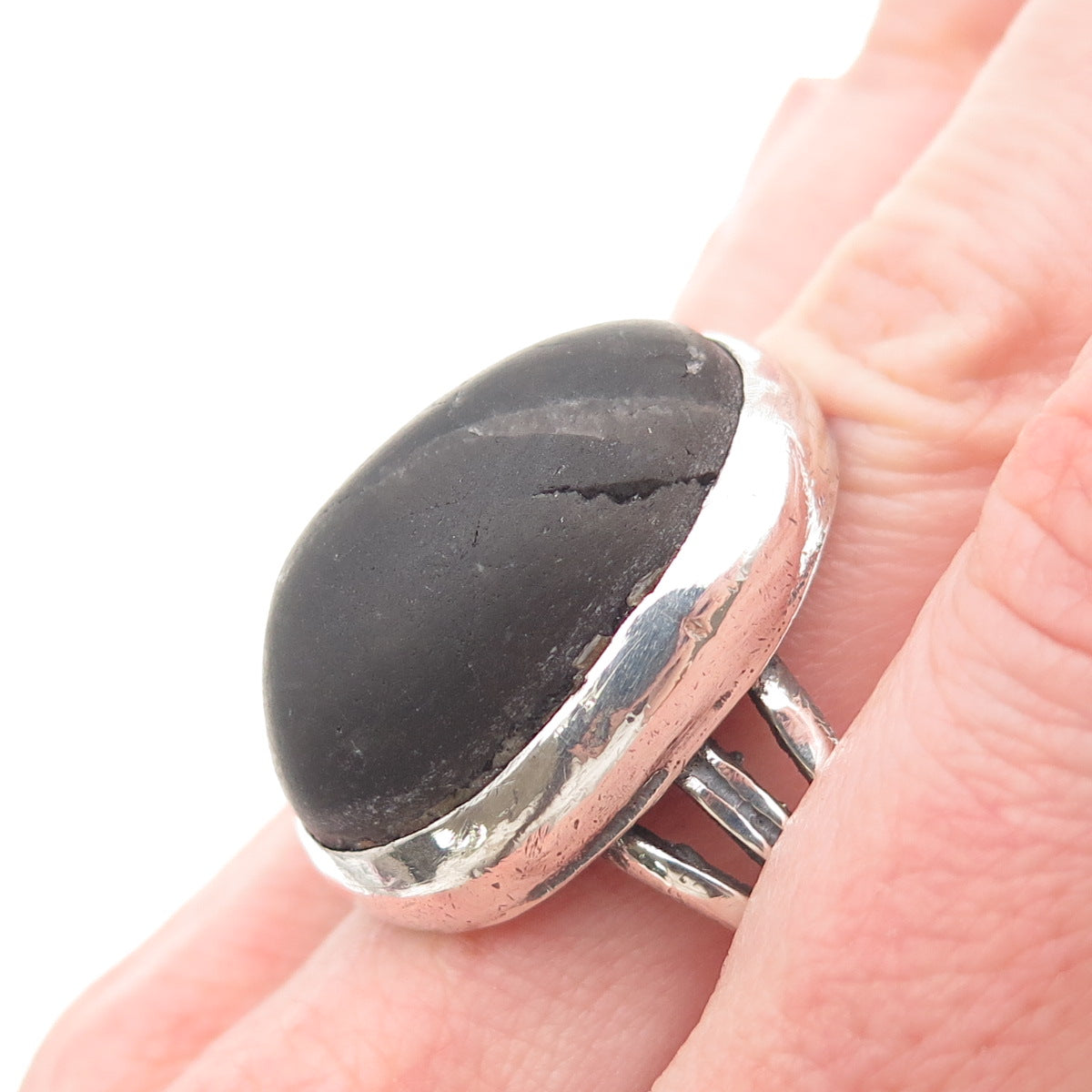 Old Pawn Sterling Silver Vintage Southwestern Black Jasper Tribal Ring Size 11