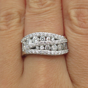 925 Sterling Silver Graduated Round-Cut C Z Ring Size 7.25