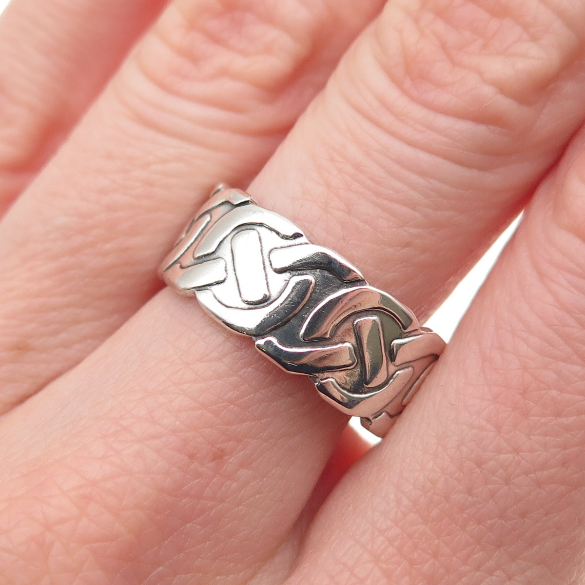 925 Sterling Silver Vintage Celtic Knot Band Ring Size 8.25