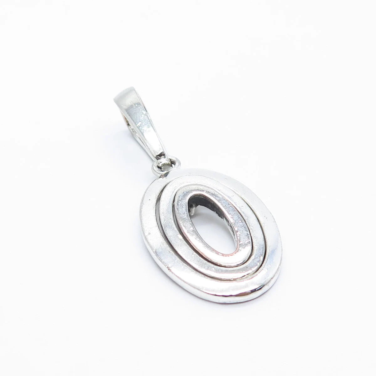 925 Sterling Silver Vintage Triple Oval Pendant
